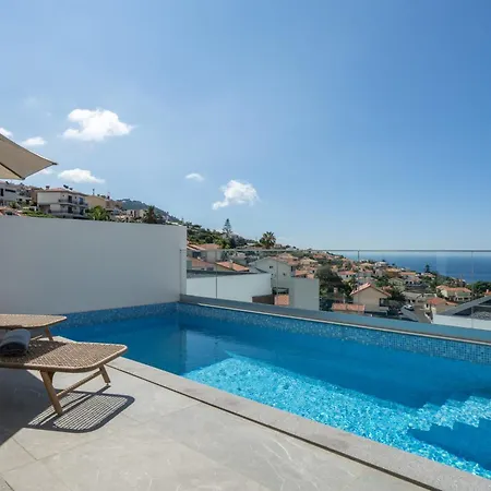Infinito Azul By An Island Villa Funchal (Madeira)