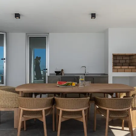 Infinito Azul By An Island Villa *