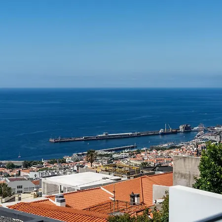 Infinito Azul By An Island Villa Funchal (Madeira)